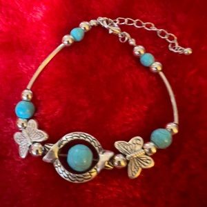 NWT—Turquoise Silver Beaded Bracelet
